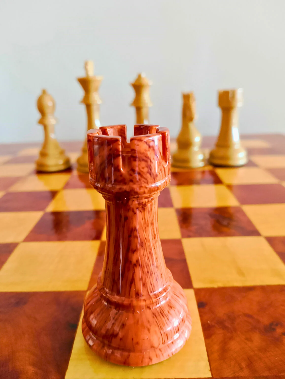Tour en bois de Thuya — Regal Chess