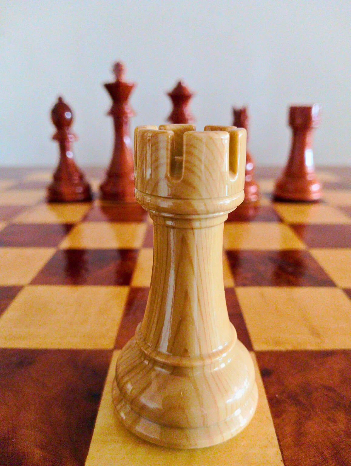 Tour ivoire en bois de Thuya — Regal Chess